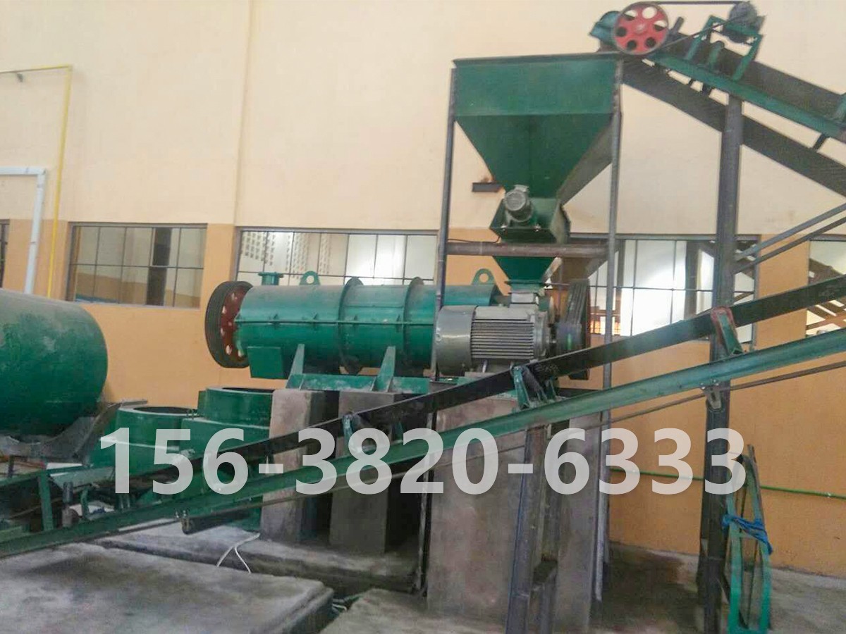 新型有機(jī)肥濕法造?，F(xiàn)場